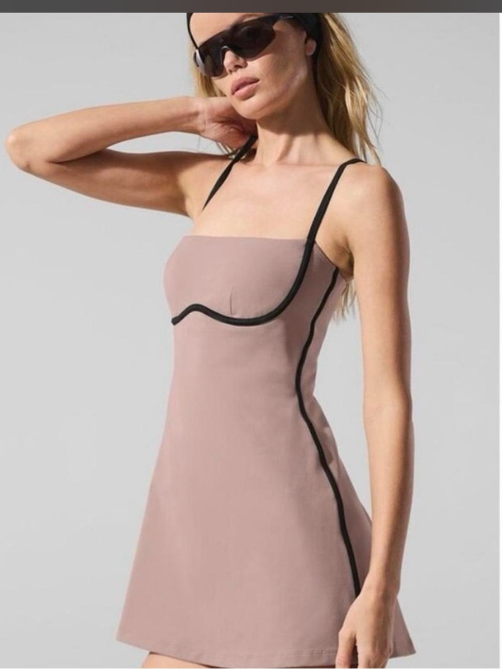 Alo yoga airbrush streamlined dress- size medium- worn twice!